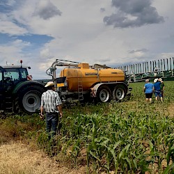 Josef Kügle aus Winden, Zunhammer Pumptankwagen, 17 m³ mit Schleppschuhverteiler